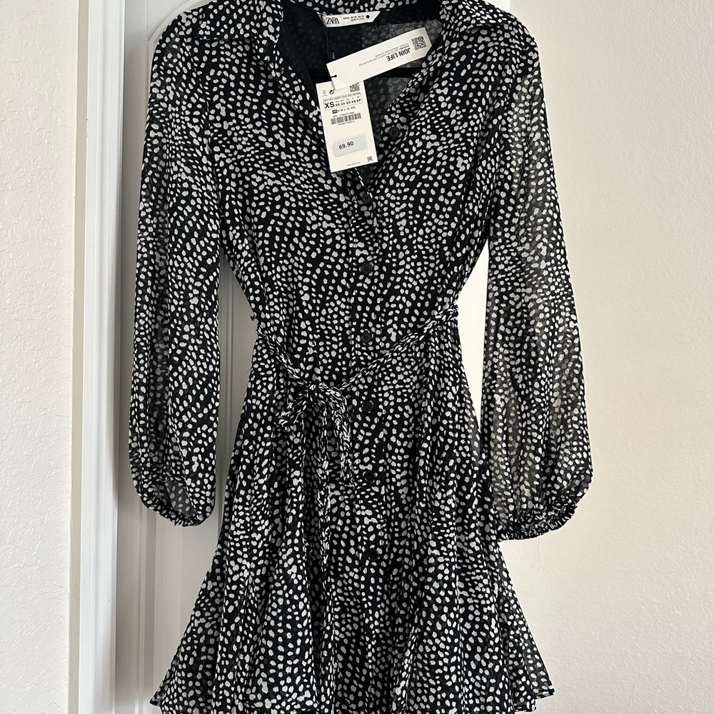 Zara Black and White Patterned Long Sleeve Dress